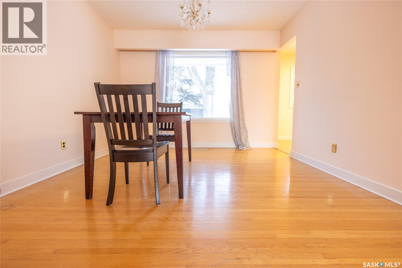 510 Bate Crescent, Saskatoon, Saskatchewan  S7H 3A7 - Photo 10 - SK027598