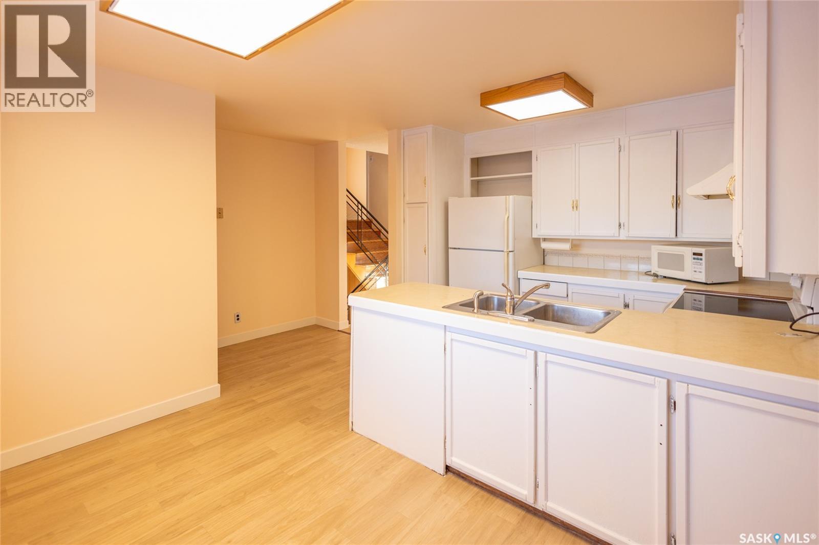 510 Bate Crescent, Saskatoon, Saskatchewan  S7H 3A7 - Photo 13 - SK027598