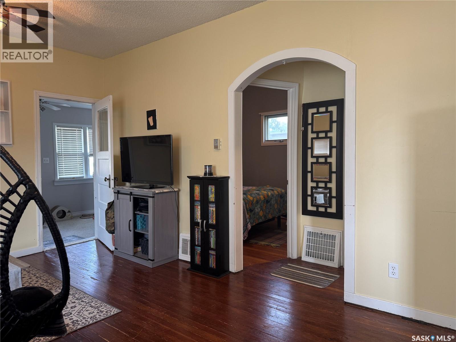 204 1st Street E, Wynyard, Saskatchewan  S0A 4T0 - Photo 10 - SK027496