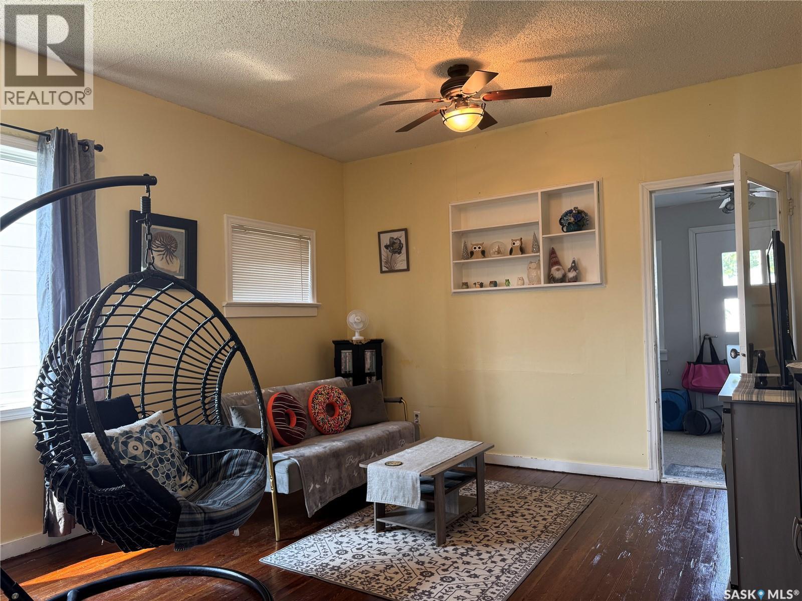 204 1st Street E, Wynyard, Saskatchewan  S0A 4T0 - Photo 14 - SK027496