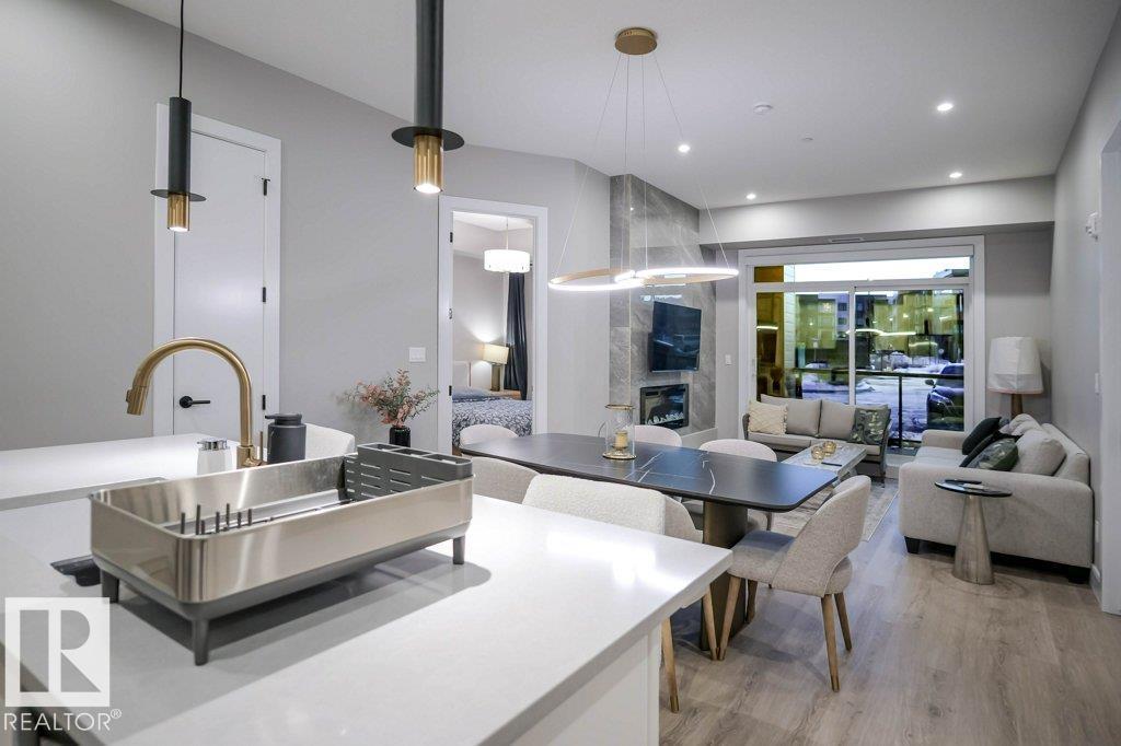 #101 7471 May Cm Nw, Edmonton, Alberta  T6R 0V2 - Photo 4 - E4470357