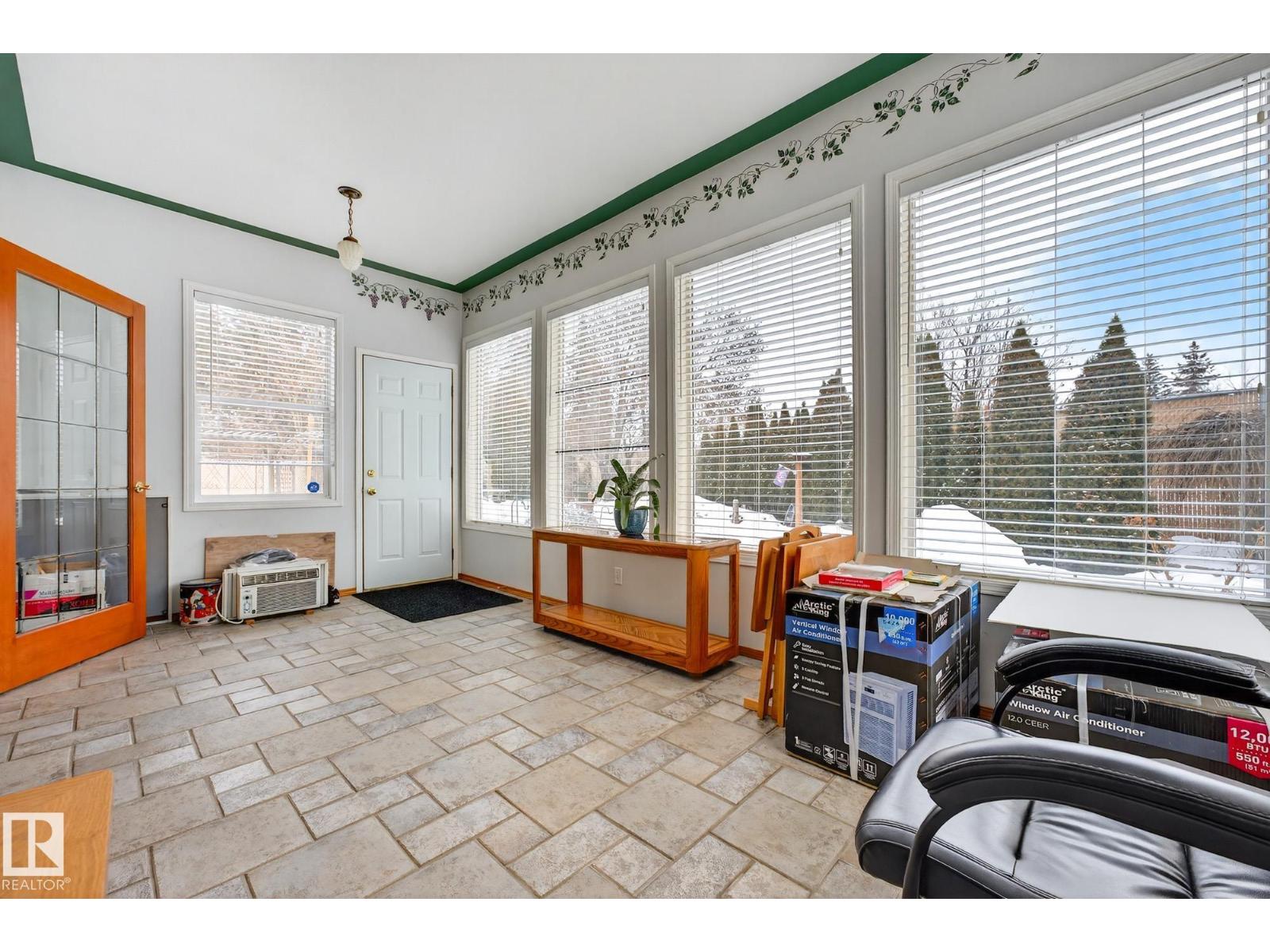 3455 Hill View Cr Nw, Edmonton, Alberta  T6L 2C9 - Photo 22 - E4471442