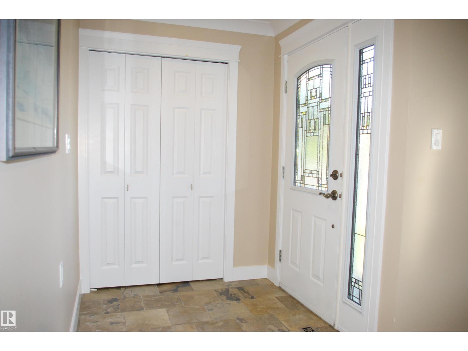 168 Warwick Rd Nw, Edmonton, Alberta  T5X 4P8 - Photo 3 - E4471443