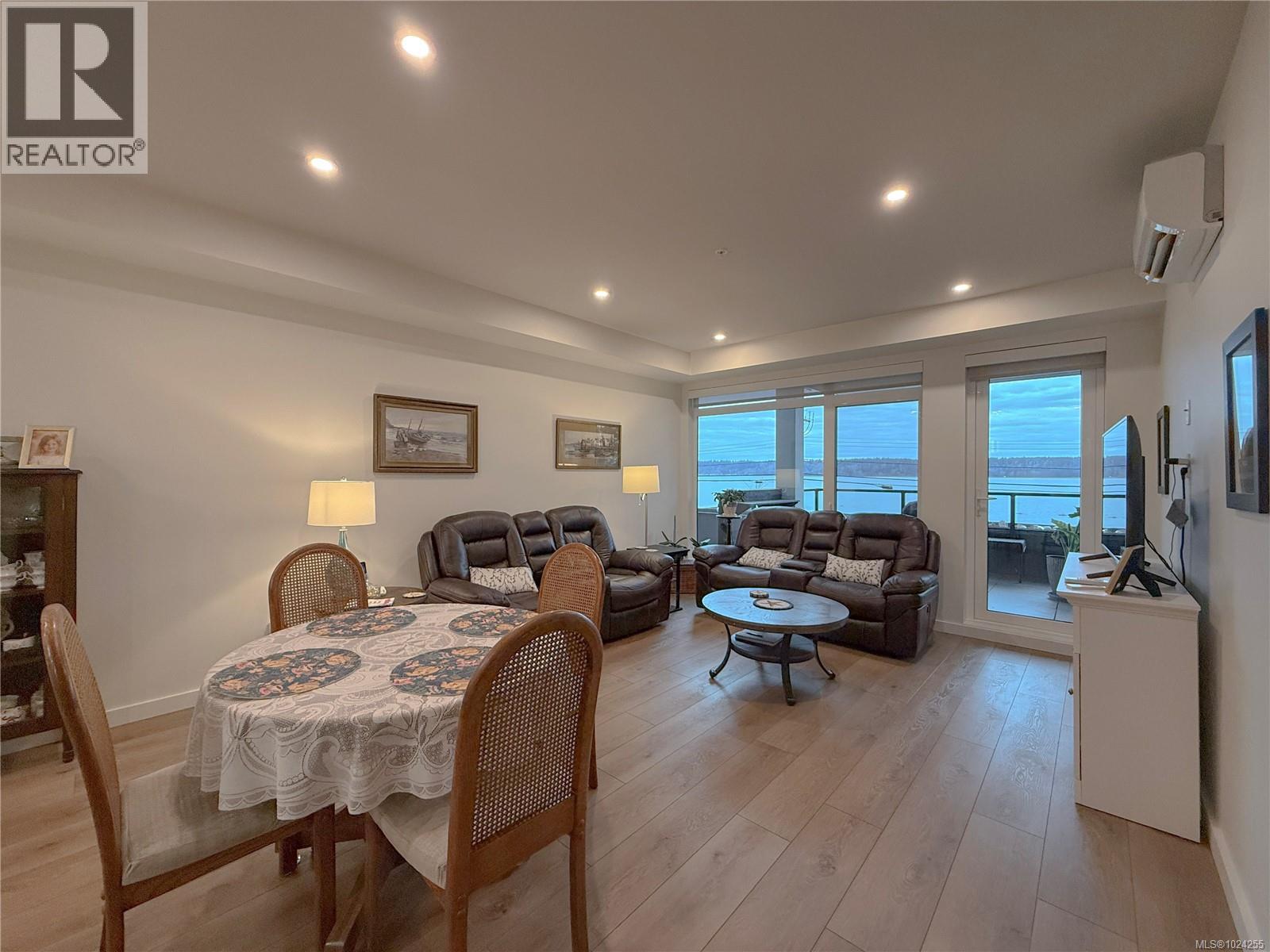 202 684 Island Hwy S, Campbell River, British Columbia  V9W 1A6 - Photo 13 - 1024255