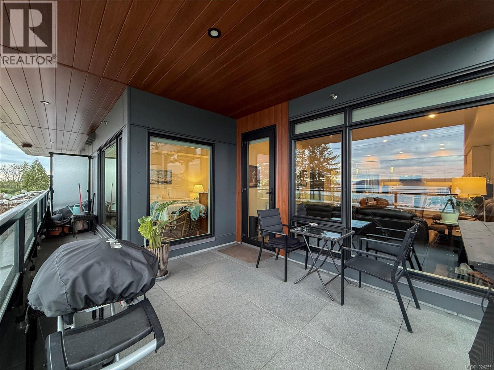 202 684 Island Hwy S, Campbell River, British Columbia  V9W 1A6 - Photo 19 - 1024255