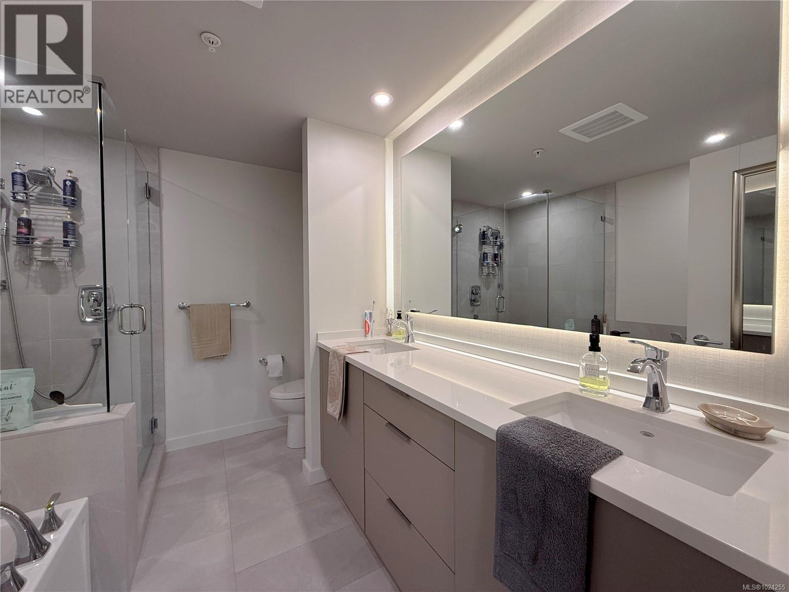 202 684 Island Hwy S, Campbell River, British Columbia  V9W 1A6 - Photo 25 - 1024255