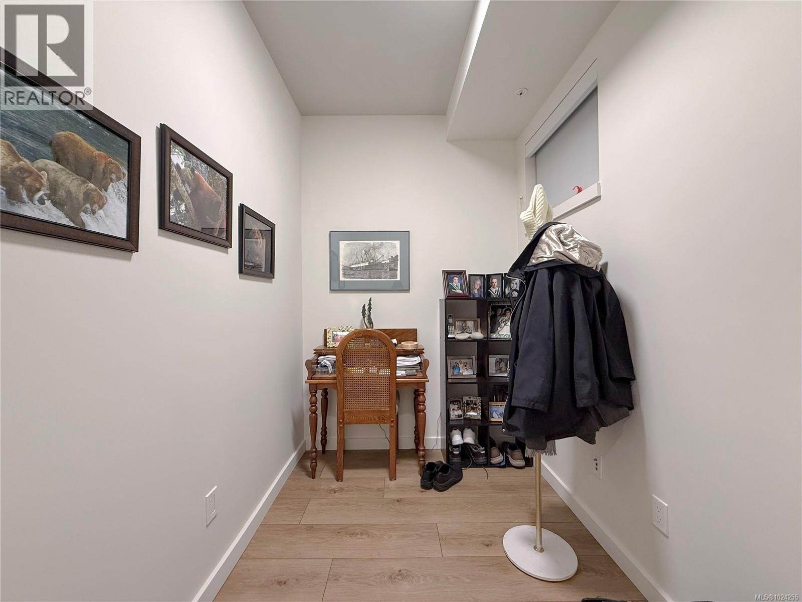 202 684 Island Hwy S, Campbell River, British Columbia  V9W 1A6 - Photo 4 - 1024255