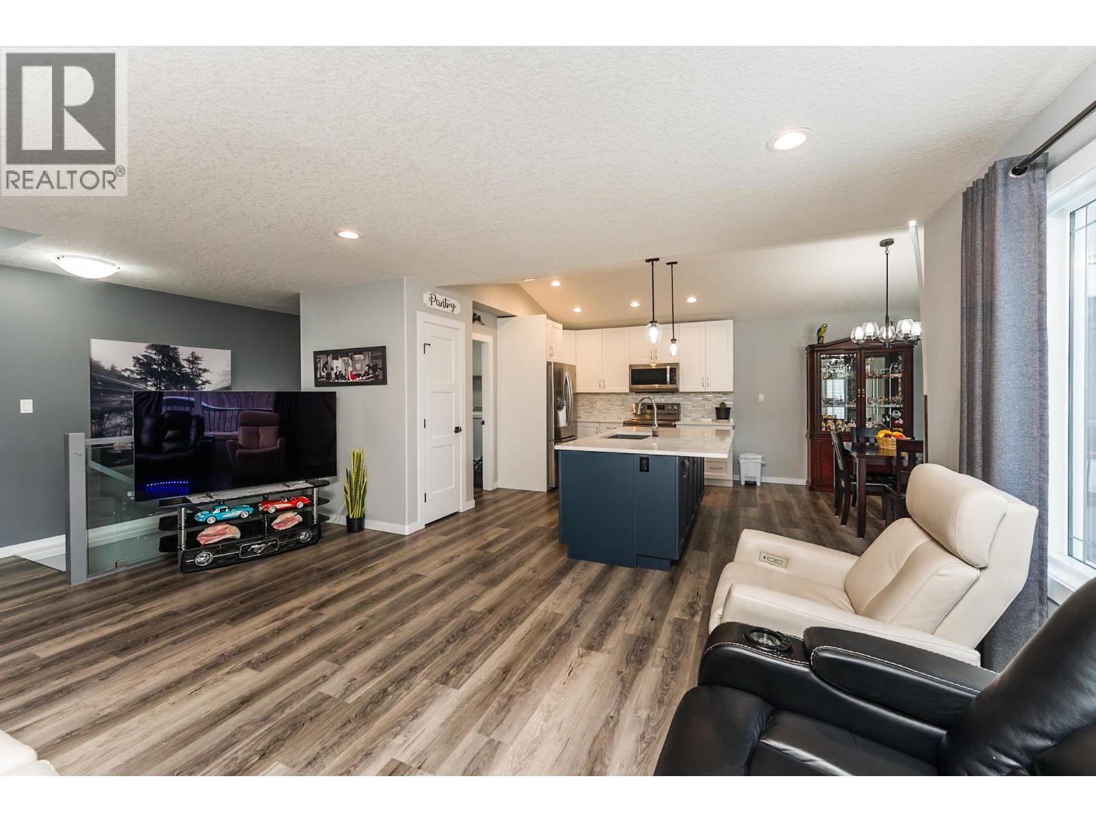 5488 Venta Drive, Prince George, British Columbia  V2K 0B6 - Photo 5 - R3084521