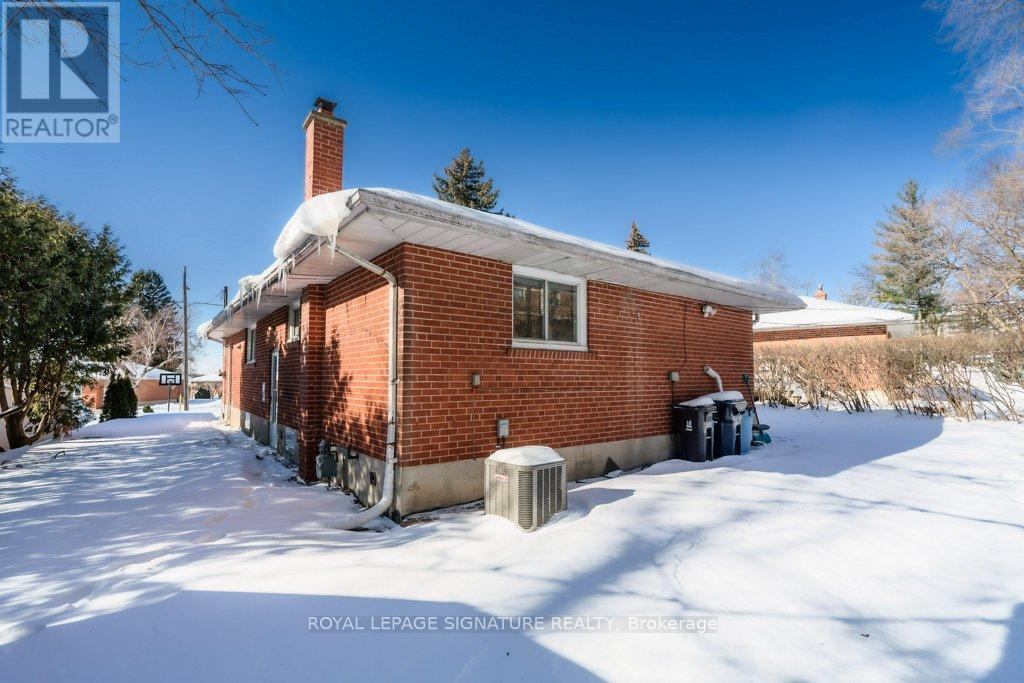21 Prestbury Street, Toronto, Ontario  M4A 2H9 - Photo 29 - C12736468