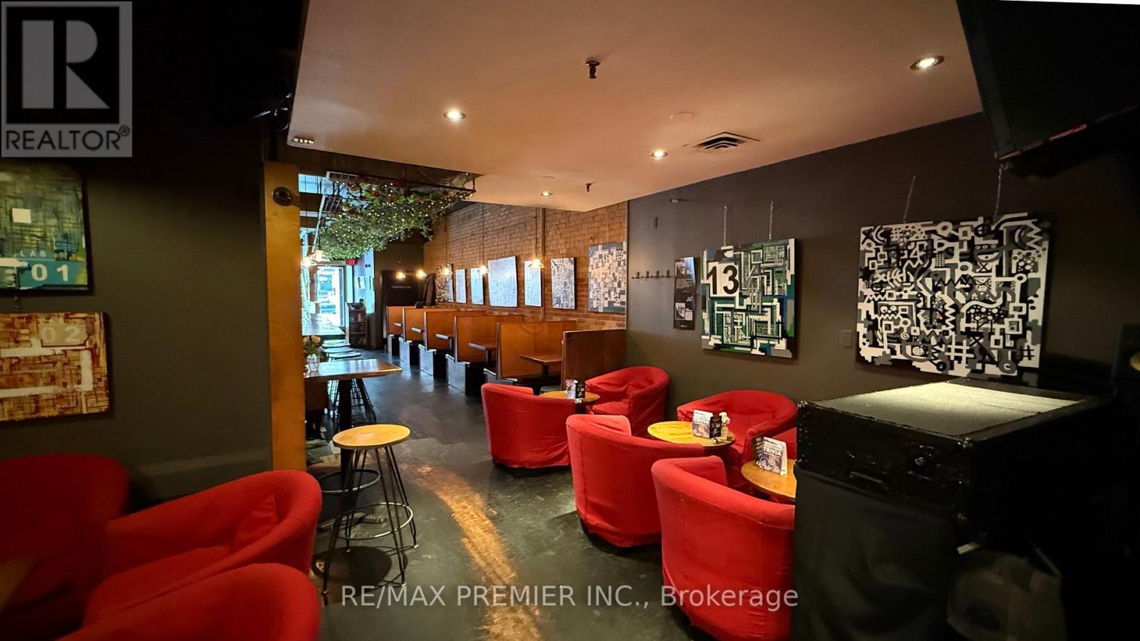 Main Floor - 563 Bloor Street W, Toronto, Ontario  M5S 1Y6 - Photo 13 - C12739116