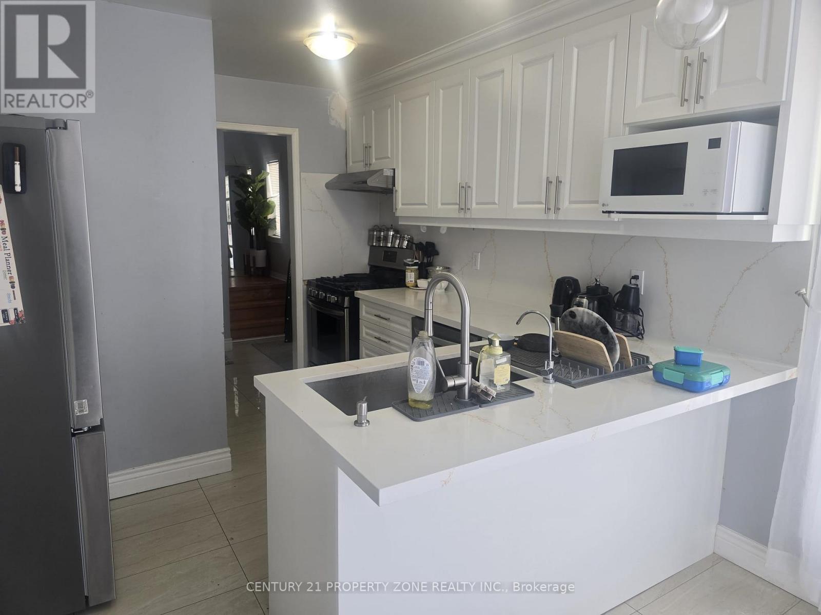 81b - 5305 Glen Erin Drive, Mississauga, Ontario  L5M 5N7 - Photo 2 - W12738868