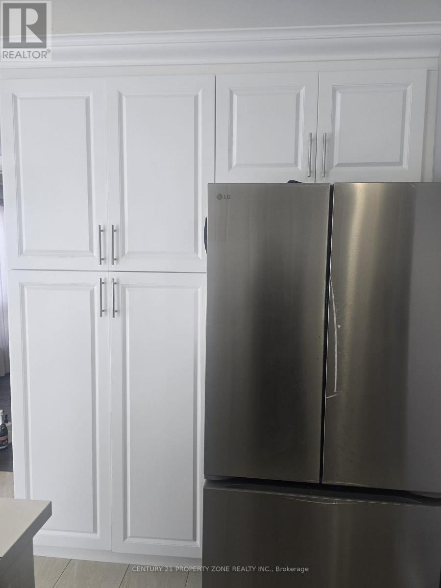 81b - 5305 Glen Erin Drive, Mississauga, Ontario  L5M 5N7 - Photo 5 - W12738868