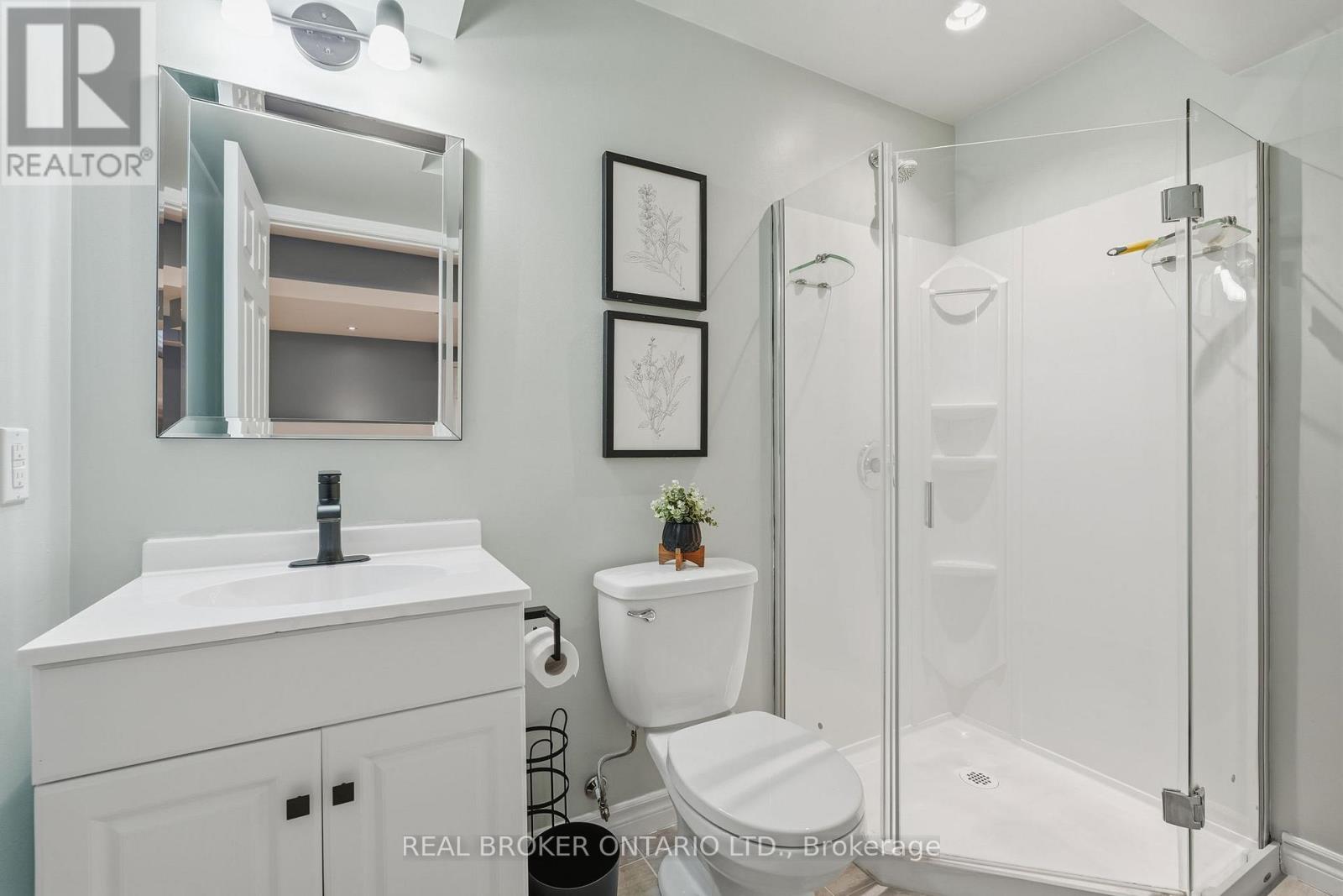 76 Buttercup Crescent, Hamilton, Ontario  L8B 0X9 - Photo 47 - X12739060