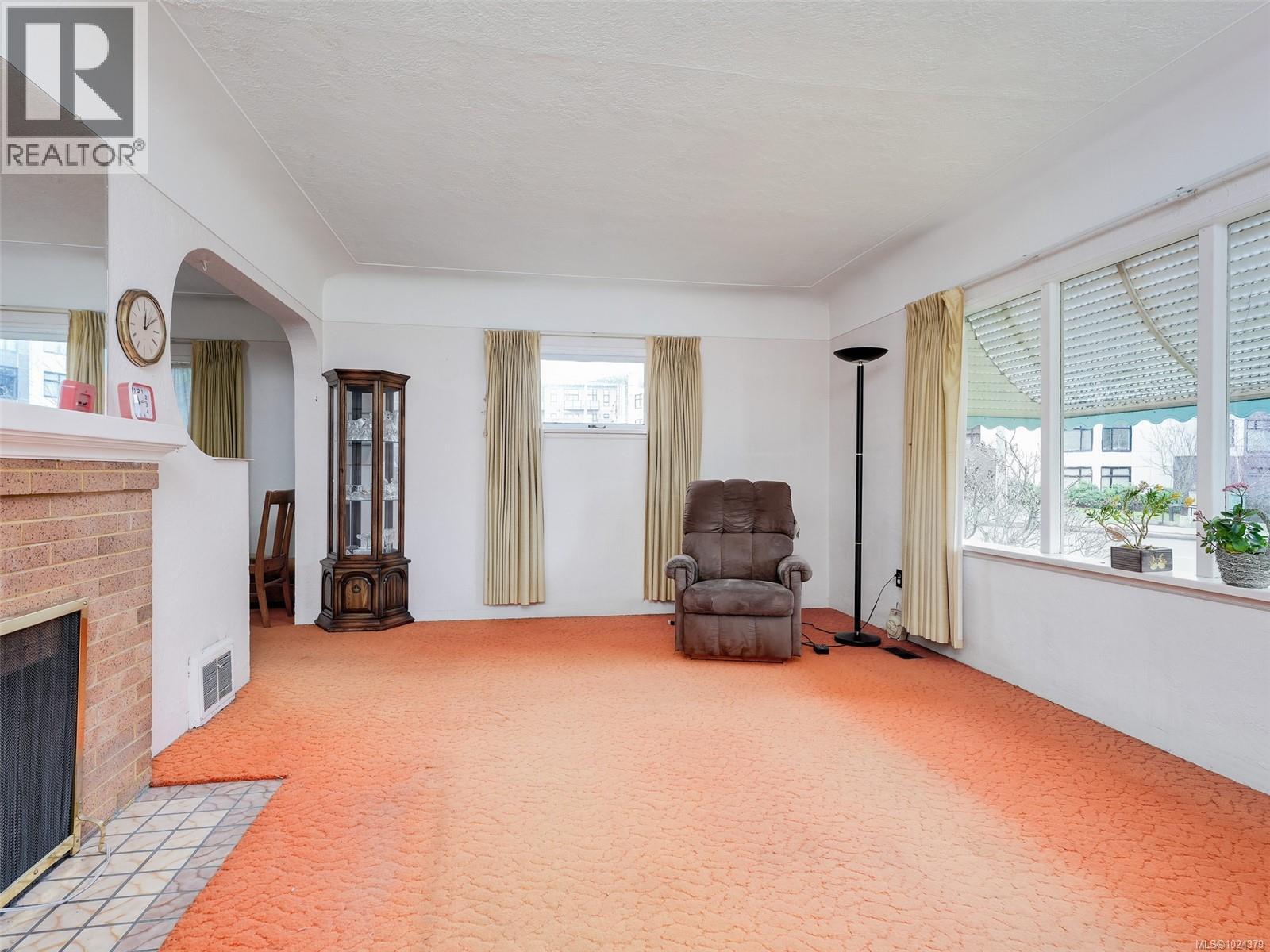 24 Gorge Rd E, Victoria, British Columbia  V9A 1K8 - Photo 6 - 1024379