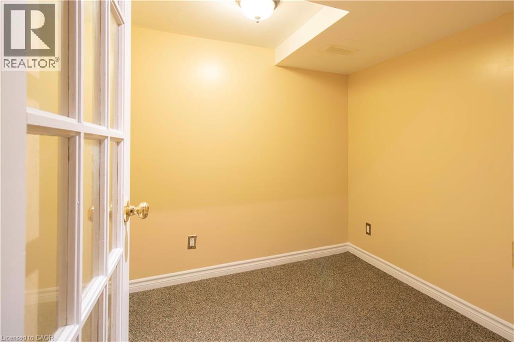 153 Limeridge Road W Unit# 23, Hamilton, Ontario  L9C 2V3 - Photo 23 - 40801083