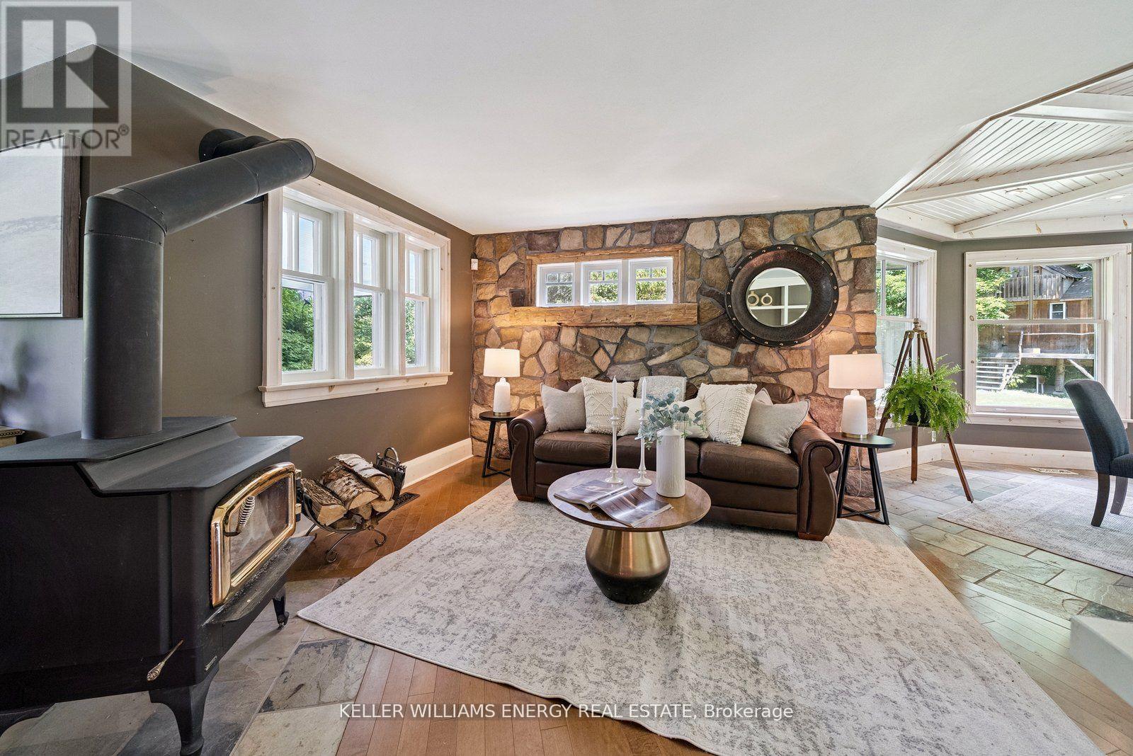 1775 Track Street, Pickering, Ontario  L1Y 1B8 - Photo 6 - E12739236