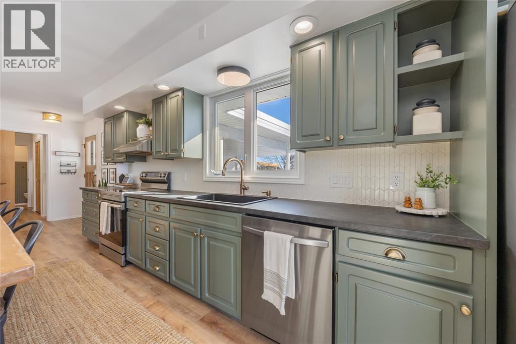 5328 Mandaumin Road, Plympton-Wyoming, Ontario  N7T 7H3 - Photo 13 - 26001975