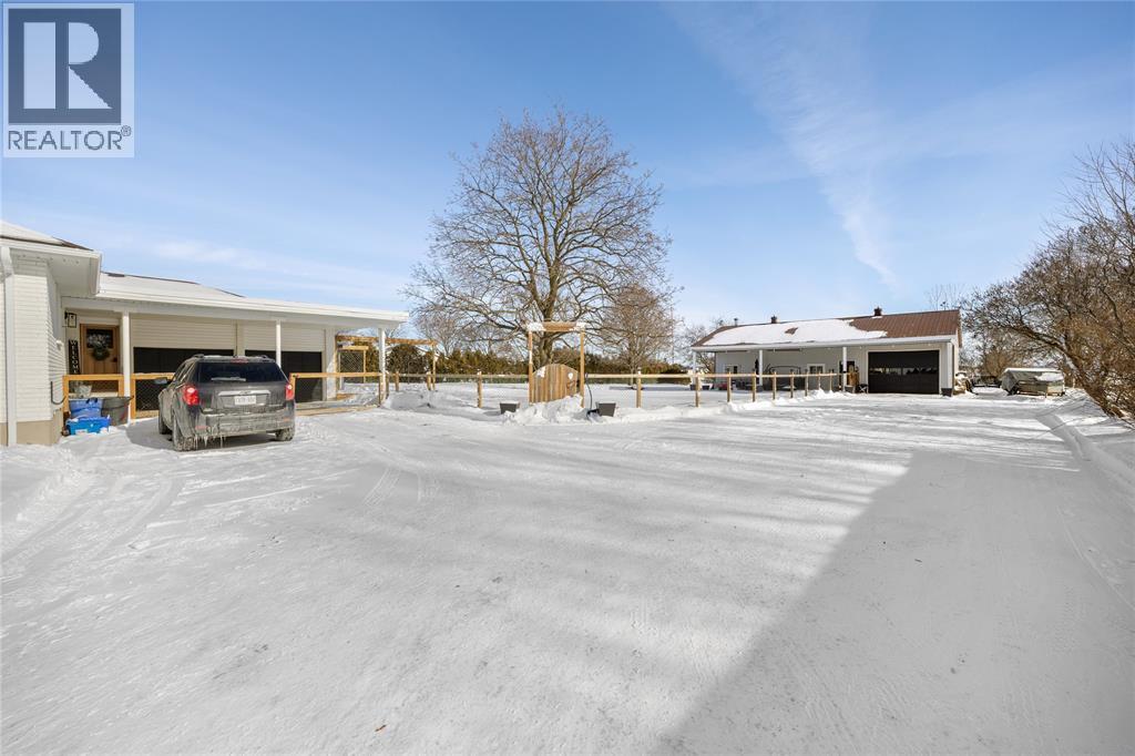 5328 Mandaumin Road, Plympton-Wyoming, Ontario  N7T 7H3 - Photo 40 - 26001975