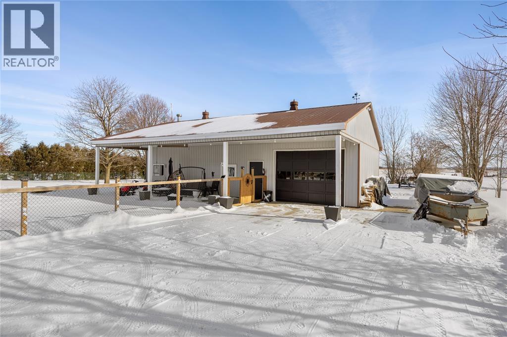 5328 Mandaumin Road, Plympton-Wyoming, Ontario  N7T 7H3 - Photo 42 - 26001975