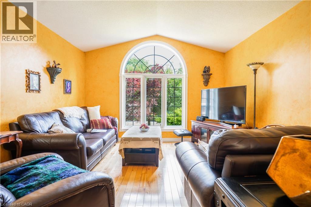 40 Balsam Street, Welland, Ontario  L3C 7H2 - Photo 7 - 40771725