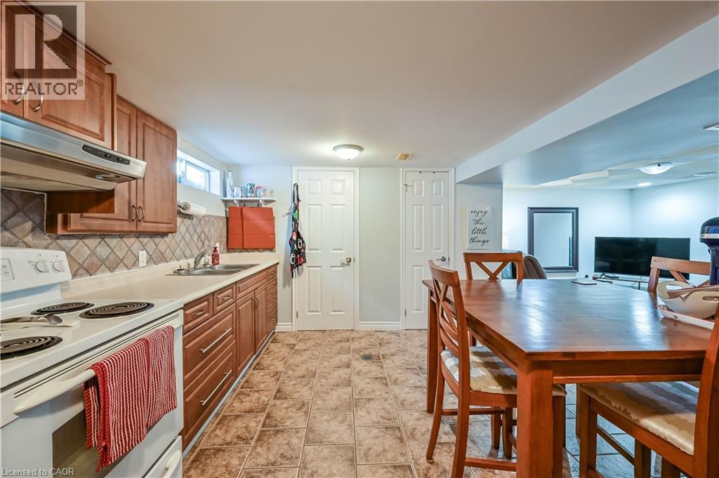 73 Barwood Crescent, Kitchener, Ontario  N2E 1T9 - Photo 38 - 40799198