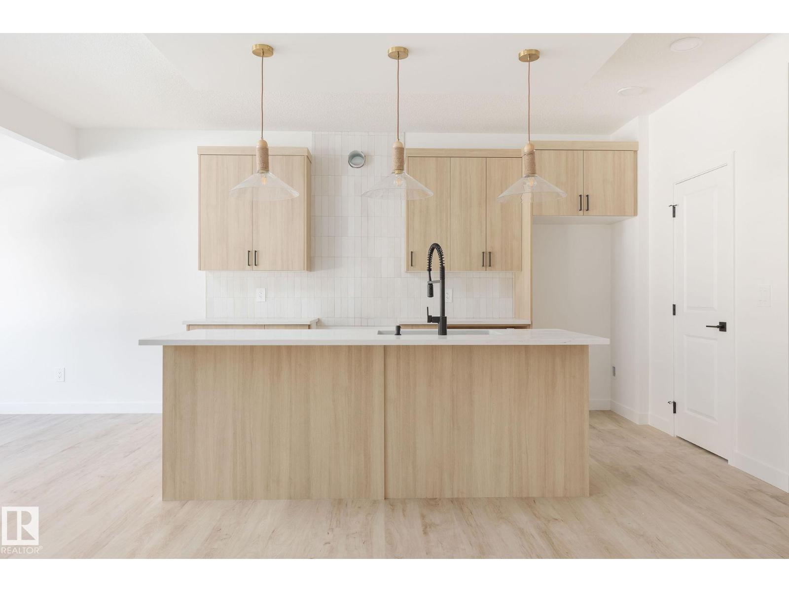 4132 208 St Nw, Edmonton, Alberta  T6M 3E4 - Photo 4 - E4466407