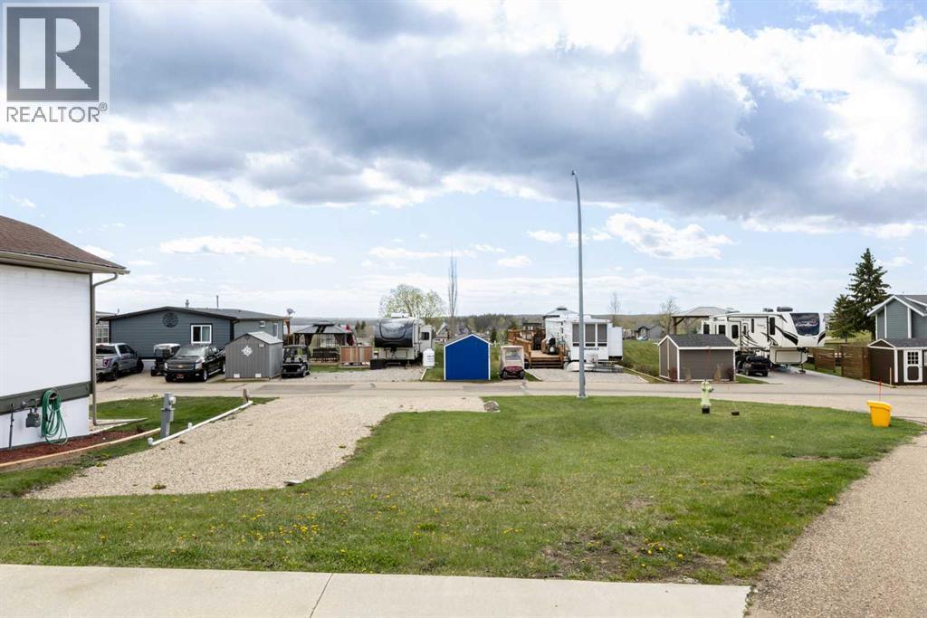 5042, 25054 South Pine Lake Road, Rural Red Deer County, Alberta  T0M 1R0 - Photo 3 - A2280243