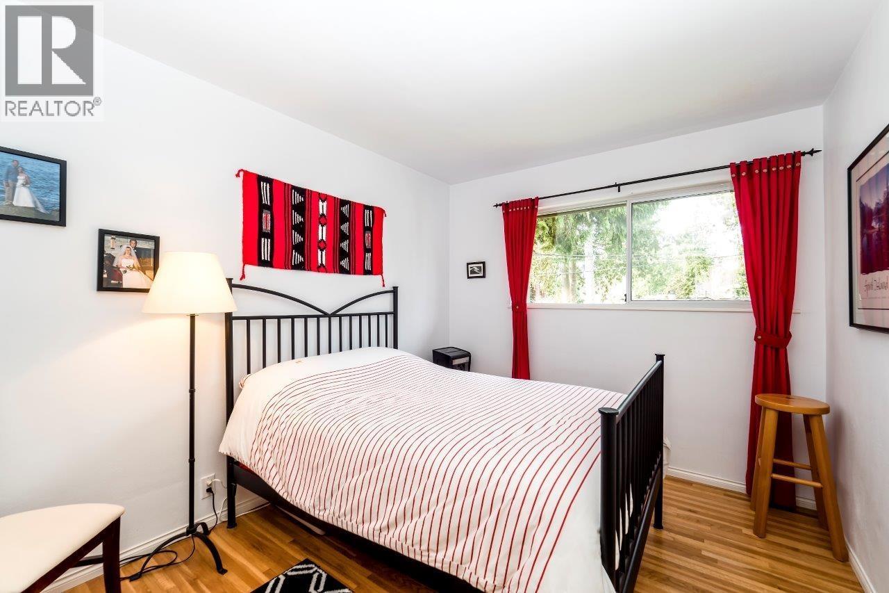 4302 Carolyn Drive, North Vancouver, British Columbia  V7R 4A4 - Photo 19 - R3084510