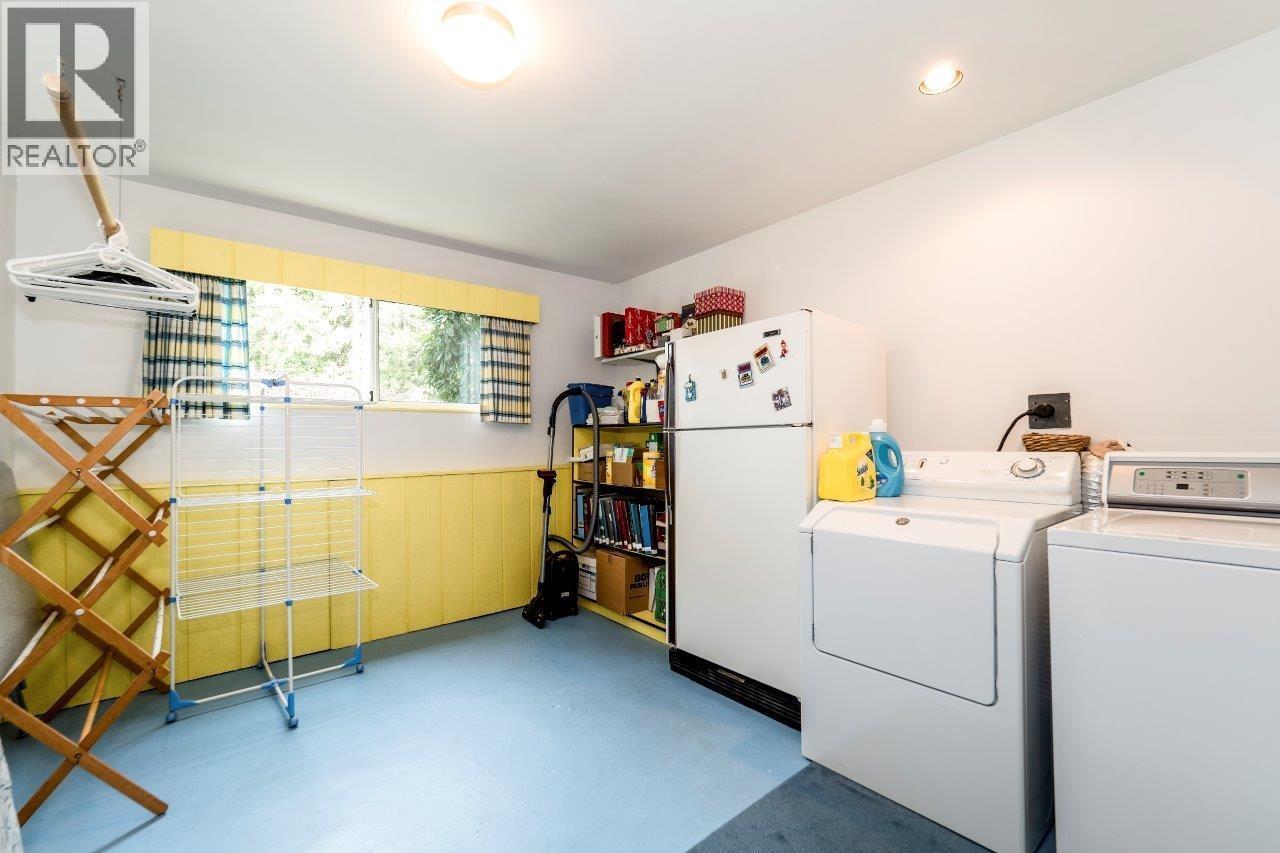 4302 Carolyn Drive, North Vancouver, British Columbia  V7R 4A4 - Photo 27 - R3084510