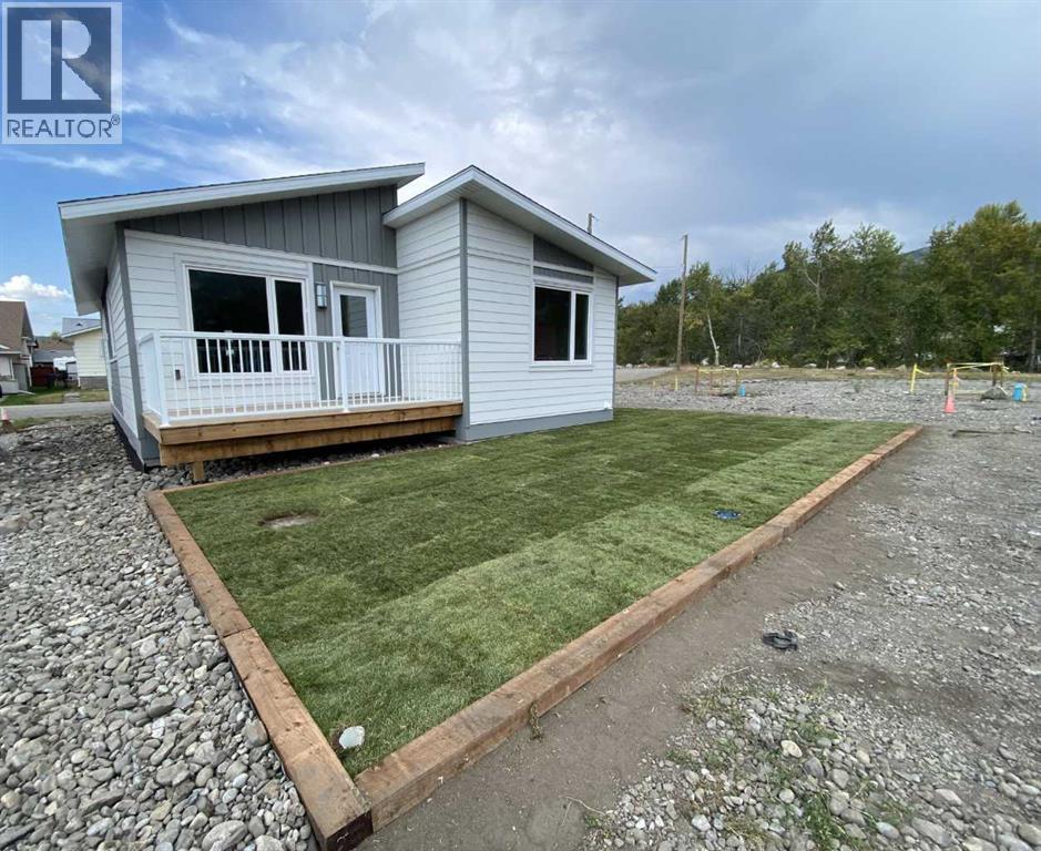 2131 128 Street, Blairmore, Alberta