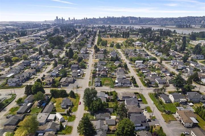 11409 128 Street, Surrey, British Columbia  V3R 2W9 - Photo 15 - R3084183