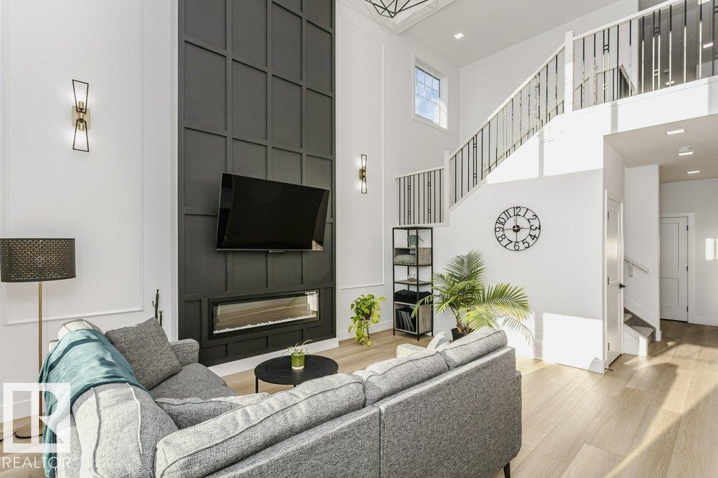 839 34 Av Nw, Edmonton, Alberta  T6T 1A4 - Photo 2 - E4470732