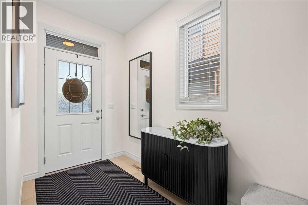 184 Cimarron Vista Way, Okotoks, Alberta  T1S 0K3 - Photo 3 - A2277815