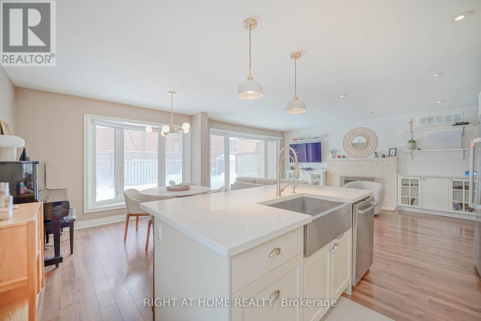 5 Windham Drive, Toronto, Ontario  M2K 1X7 - Photo 10 - C12739292