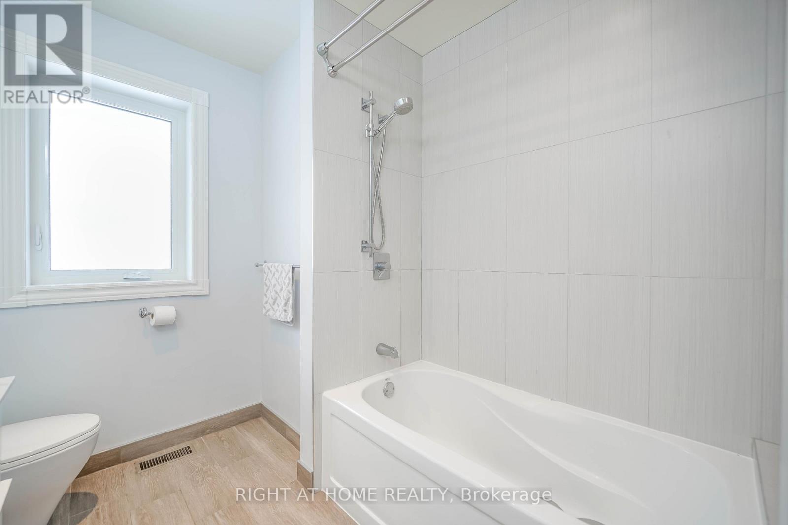 5 Windham Drive, Toronto, Ontario  M2K 1X7 - Photo 22 - C12739292