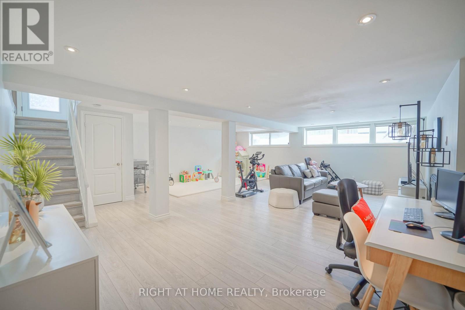 5 Windham Drive, Toronto, Ontario  M2K 1X7 - Photo 26 - C12739292