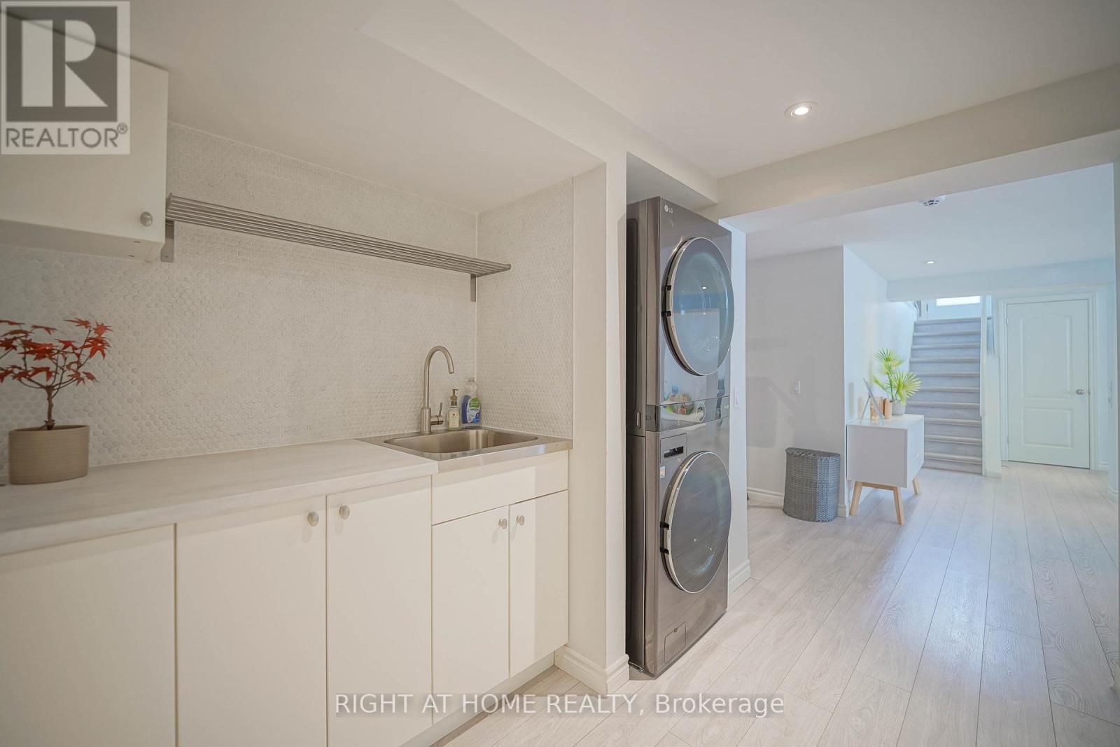 5 Windham Drive, Toronto, Ontario  M2K 1X7 - Photo 32 - C12739292