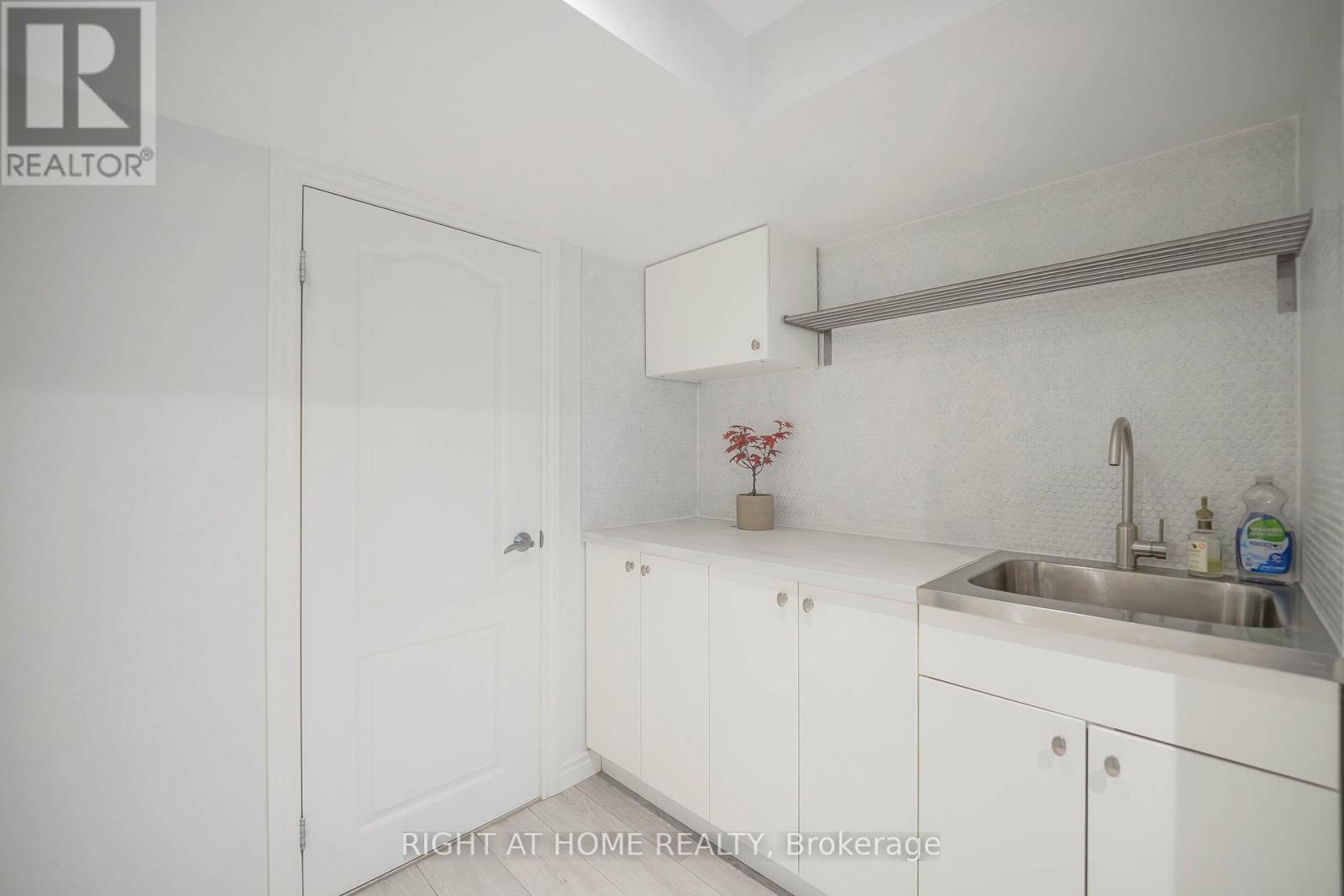 5 Windham Drive, Toronto, Ontario  M2K 1X7 - Photo 33 - C12739292