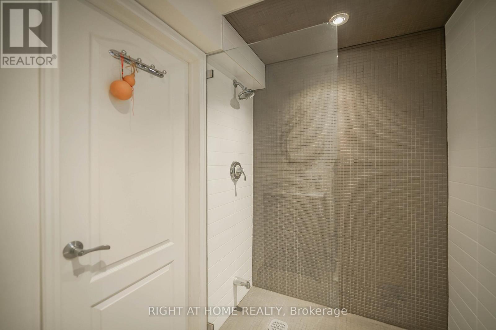 5 Windham Drive, Toronto, Ontario  M2K 1X7 - Photo 36 - C12739292