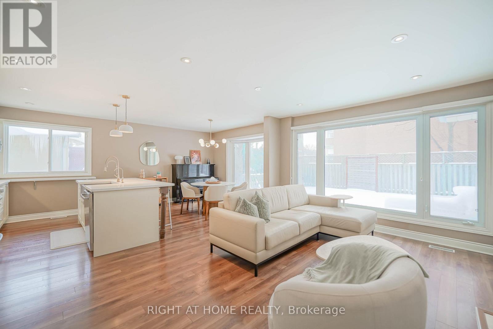 5 Windham Drive, Toronto, Ontario  M2K 1X7 - Photo 6 - C12739292