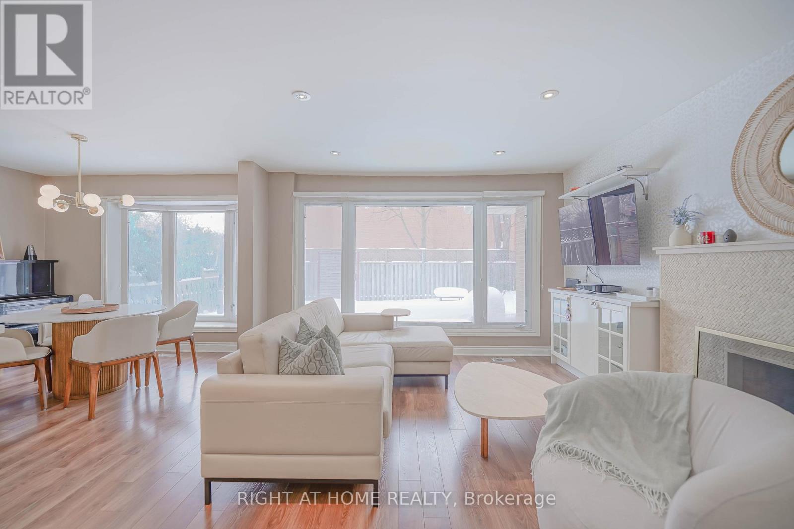 5 Windham Drive, Toronto, Ontario  M2K 1X7 - Photo 7 - C12739292