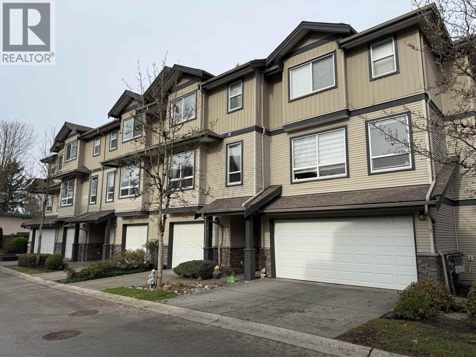 10 3127 Skeena Street, Port Coquitlam, British Columbia  V3B 8G5 - Photo 2 - R3084195