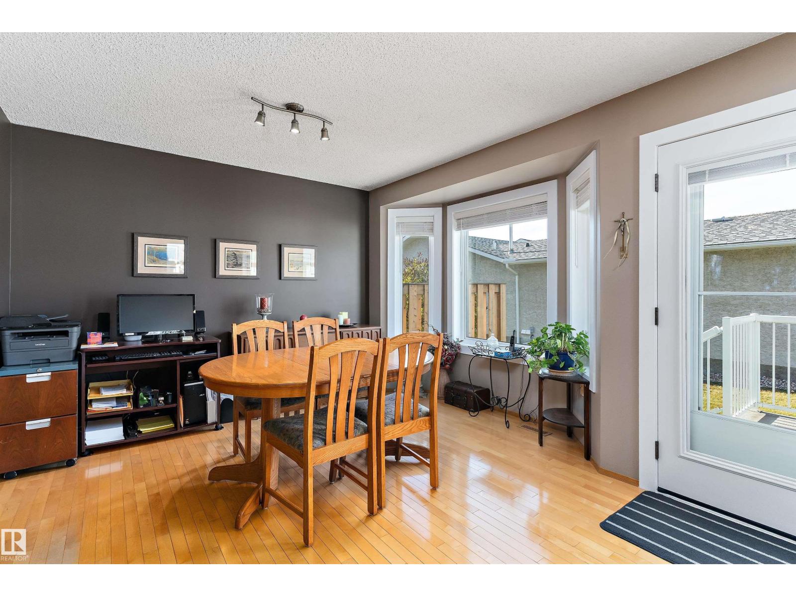 6562 158 Av Nw, Edmonton, Alberta  T5Y 2S7 - Photo 12 - E4471434