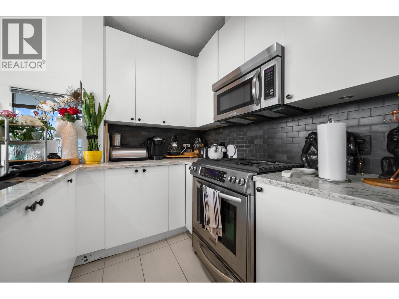 1406 400 Capilano Road, Port Moody, British Columbia  V3H 0E1 - Photo 7 - R3083541