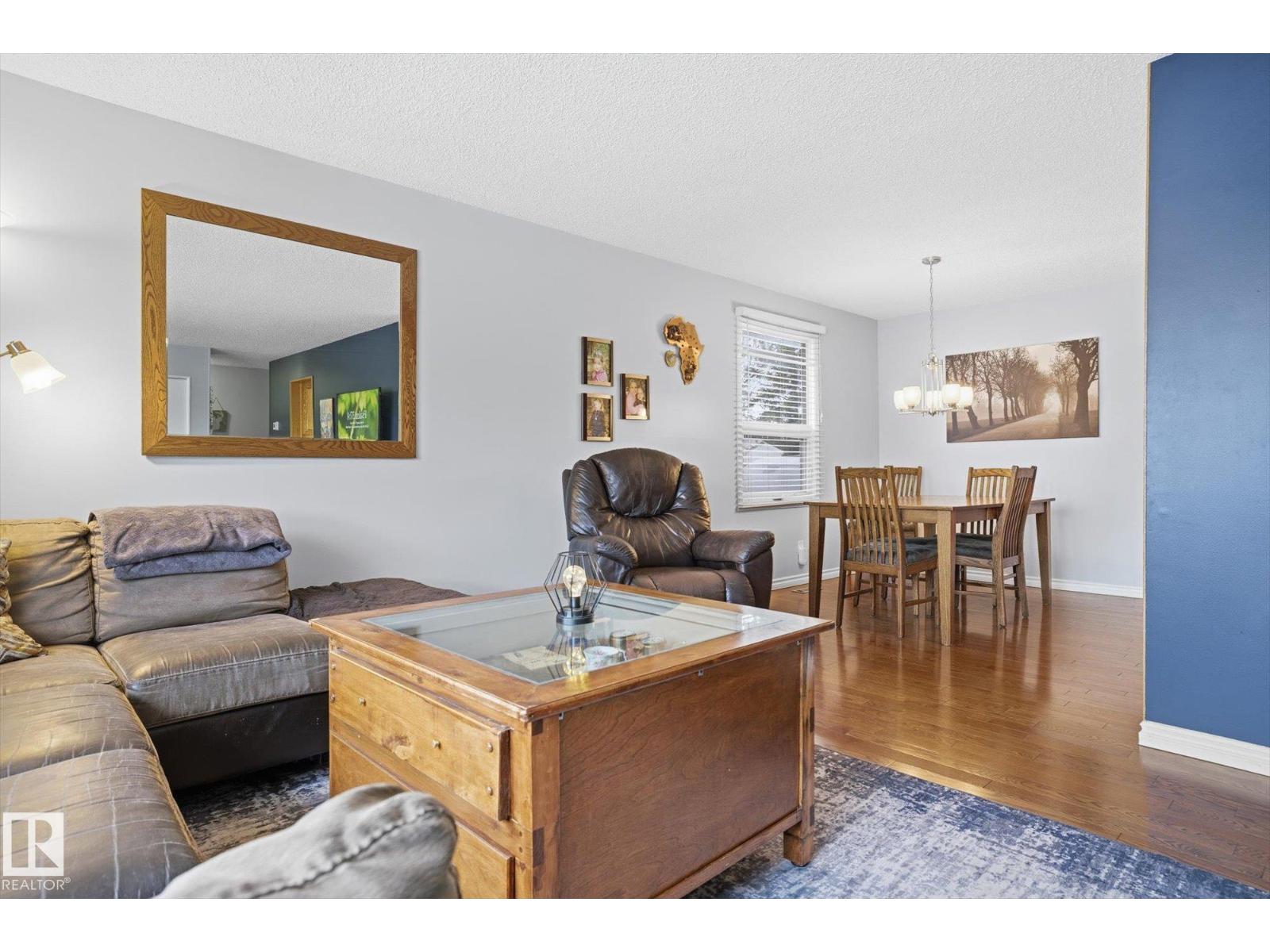 6903 12 Av Nw, Edmonton, Alberta  T6K 3J6 - Photo 7 - E4470561