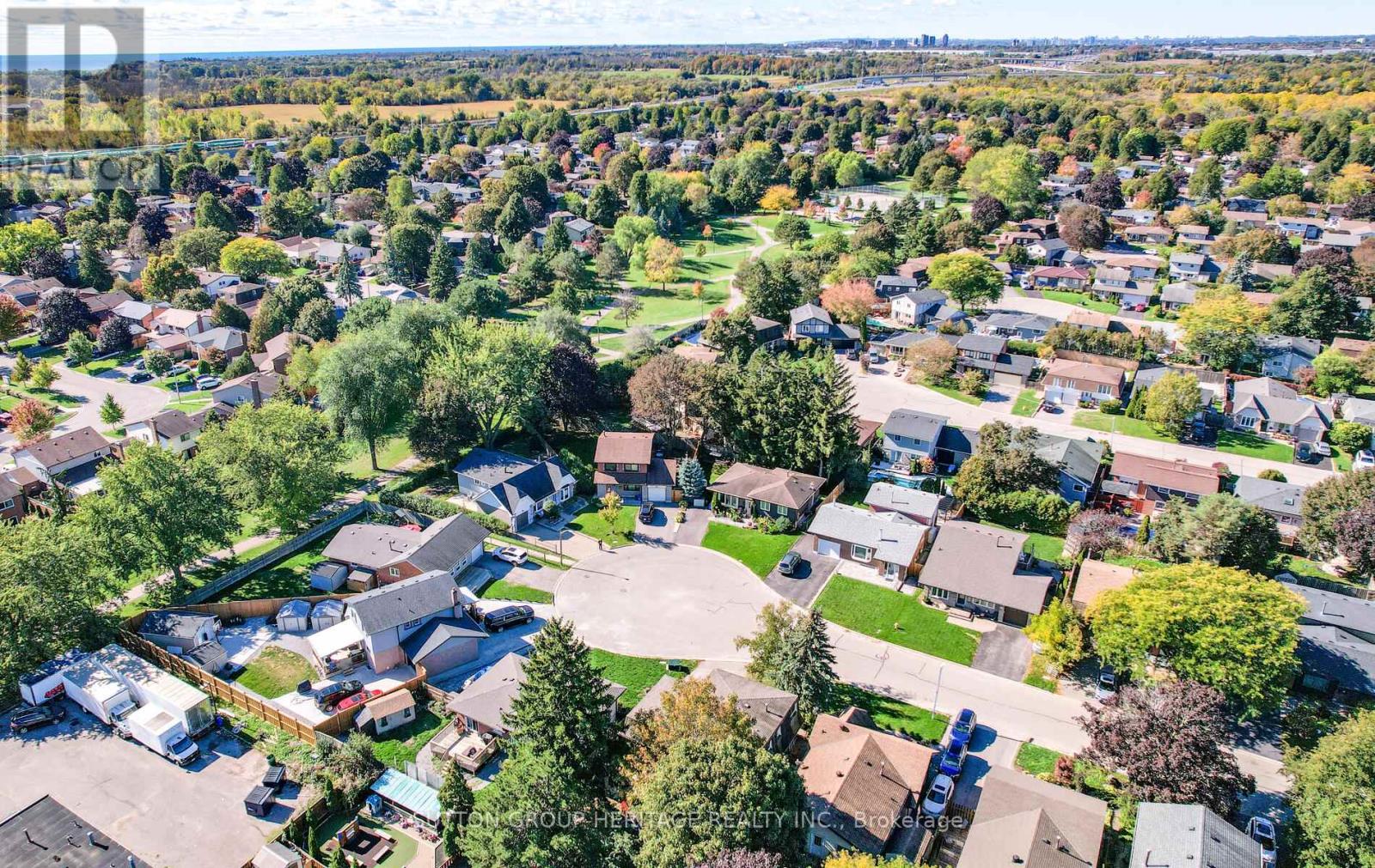 29 Glenmount Court, Whitby, Ontario  L1N 5M7 - Photo 35 - E12739248