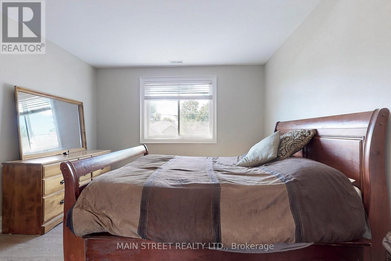 350 Miami Drive, Georgina, Ontario  L4P 2Z7 - Photo 12 - N12739328