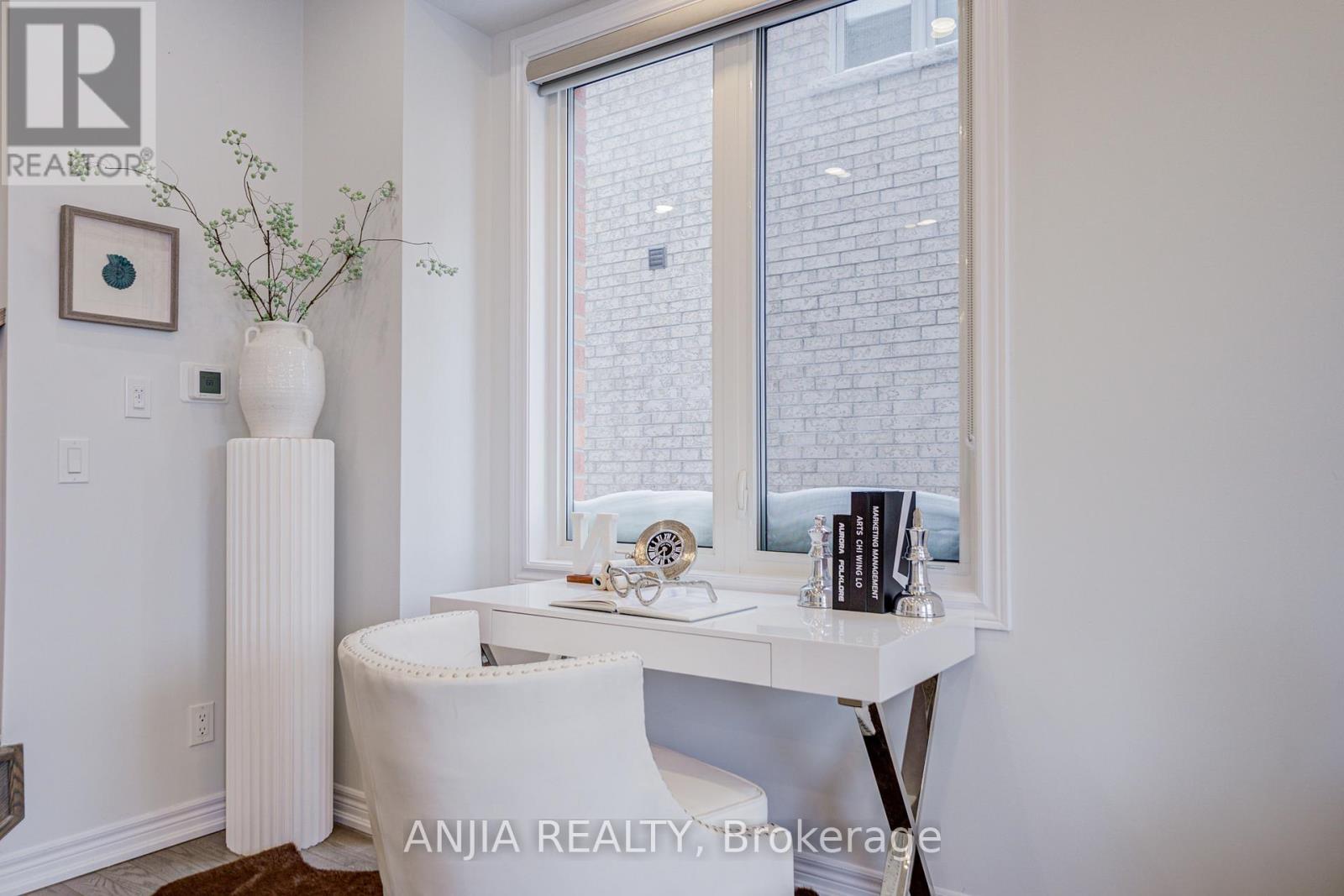 143 Lageer Drive, Whitchurch-Stouffville, Ontario  L4A 4V2 - Photo 12 - N12738050