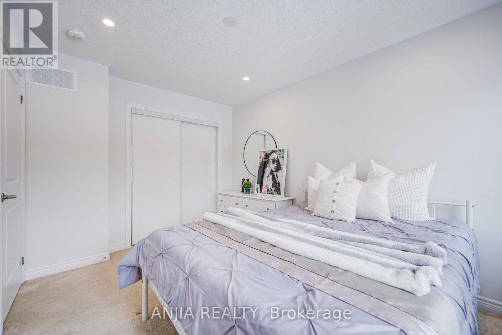 143 Lageer Drive, Whitchurch-Stouffville, Ontario  L4A 4V2 - Photo 30 - N12738050