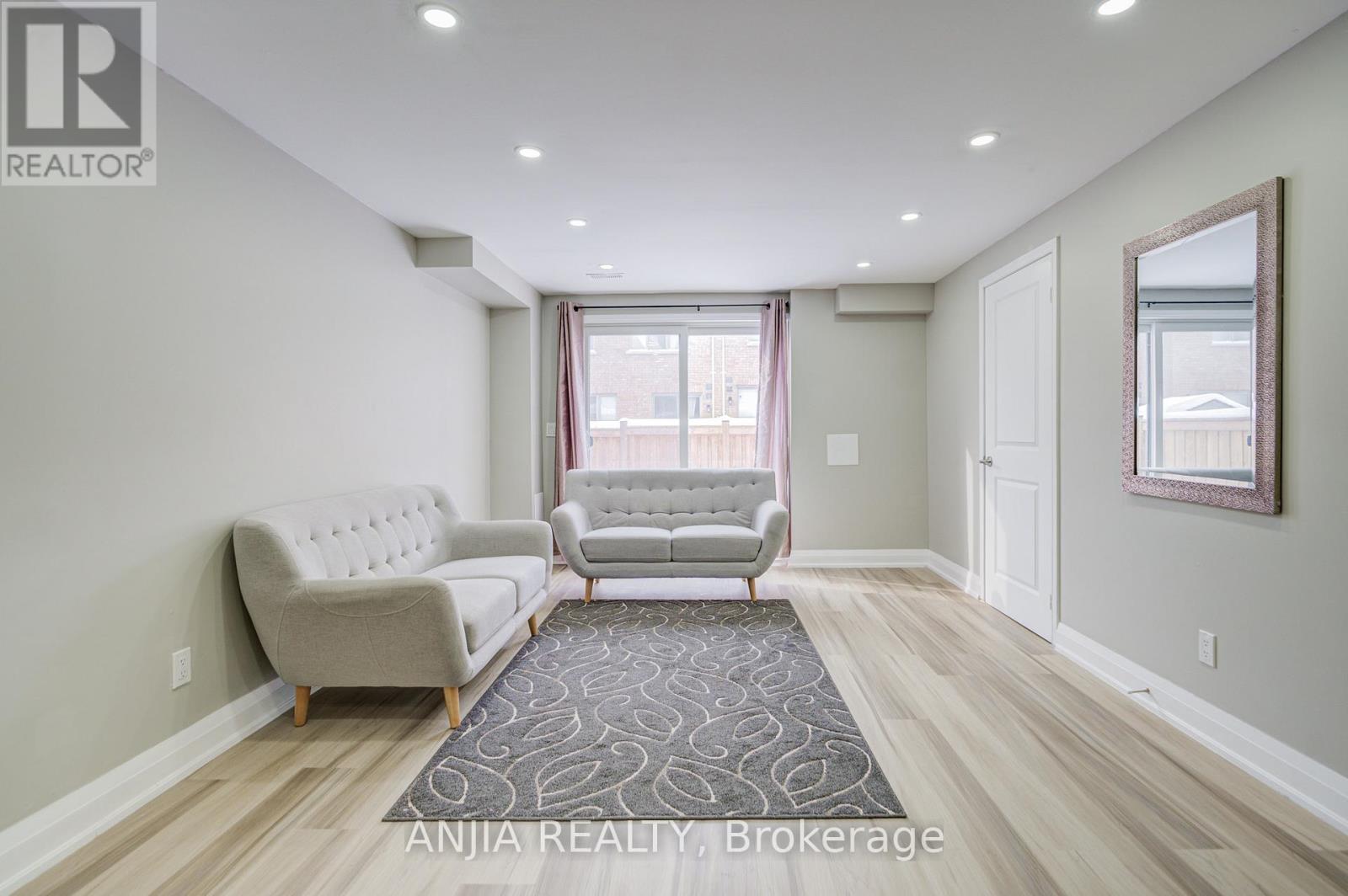 143 Lageer Drive, Whitchurch-Stouffville, Ontario  L4A 4V2 - Photo 40 - N12738050